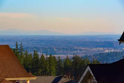 Kitchen Island Photo of 29 Hickory Drive, Port Moody, BC