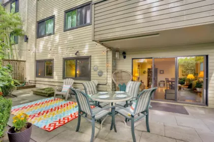 104 1424 Walnut Street, Vancouver, BC, Vancouver — Apartment/Condo for sale