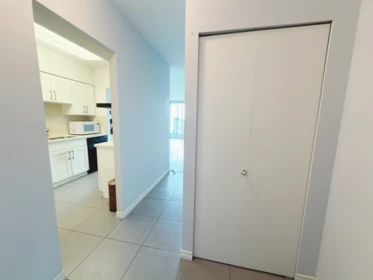 901 8871 Lansdowne Road, Richmond, BC, Richmond — Apartment/Condo for sale