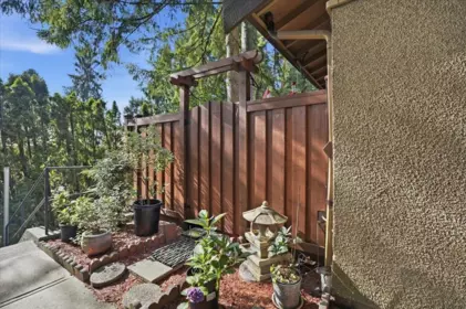 Backyard Photo of 8940 Centaurus Circle, Burnaby, BC