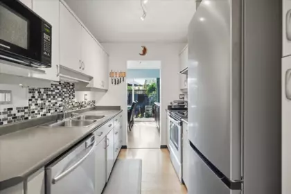 Kitchen Photo of 8940 Centaurus Circle, Burnaby, BC