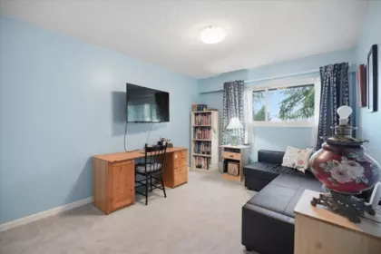 Mudroom Photo of 8940 Centaurus Circle, Burnaby, BC