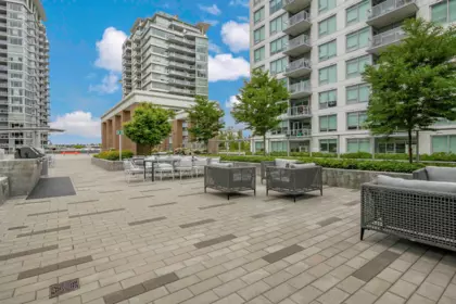 Street View Photo of 1006 15165 Thrift Avenue, White Rock, BC