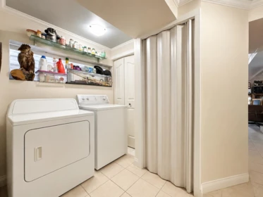 Basement Recreation Room Photo of 910 Robinson Street, Coquitlam, BC