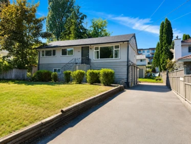 910 Robinson Street, Coquitlam, BC, Coquitlam — Single Family Residence for sale