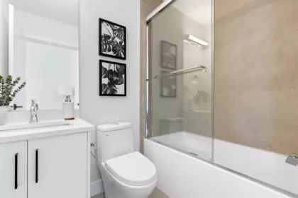 Basement Recreation Room Photo of 6 31981 Coral Avenue, Abbotsford, BC