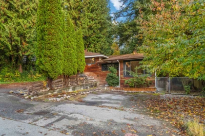 2028 Columbia Street, Port Moody, BC, Port Moody — Duplex for sale