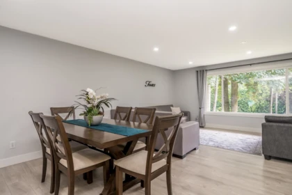 Primary Bedroom Photo of 27437 12b Avenue, Langley, BC