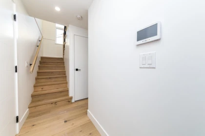 5447 Killarney Street, Vancouver, BC, Vancouver — Townhouse for sale