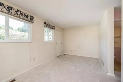Guest Bathroom Photo of 50 27272 32 Avenue, Langley, BC
