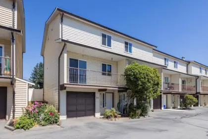 50 27272 32 Avenue, Langley, BC, Langley — Townhouse for sale