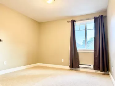 Guest Bathroom Photo of 1664 King George Boulevard, Surrey, BC