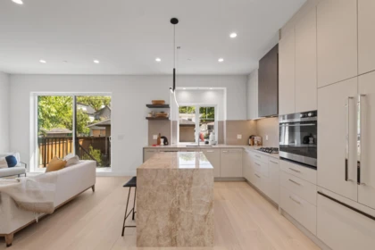 Kitchen Island Photo of 2236 E 5th Avenue, Vancouver, BC