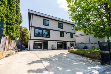 Fitness Center Photo Near 9417 132a Street, Surrey, BC