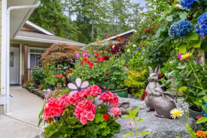 Backyard Photo of 15 12710 Lagoon Road, Madeira Park, BC