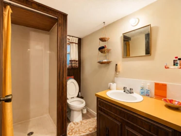 Laundry Room Photo of 6331 129a Street, Surrey, BC