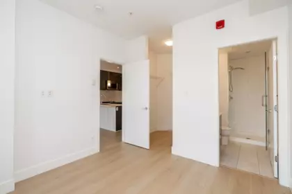 Powder Room Photo of 302 6468 195a Street, Surrey, BC