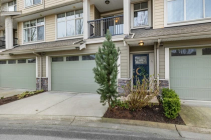 4 22225 50 Avenue, Langley, BC, Langley — Townhouse for sale