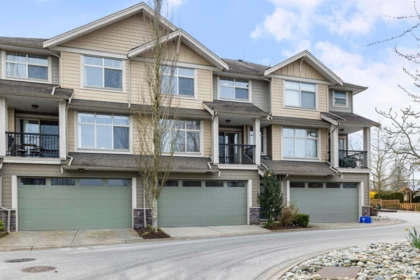4 22225 50 Avenue, Langley, BC, Langley — Townhouse for sale