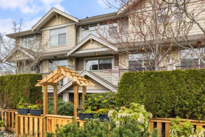 4 22225 50 Avenue, Langley, BC, Langley — Townhouse for sale