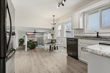 Primary Bedroom Photo of 44983 Cumberland Avenue, Chilliwack, BC