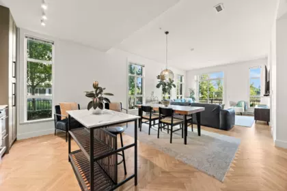 Breakfast Nook Photo of 117 13933 105 Boulevard, Surrey, BC