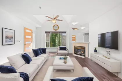 304 1550 Fell Avenue Avenue, North Vancouver, BC, North Vancouver — Apartment/Condo for sale