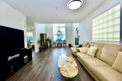 Kitchen Island Photo of 46 1370 Riverwood Gate, Port Coquitlam, BC