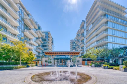 305 5177 Brighouse Way, Richmond, BC, Richmond — Apartment/Condo for sale