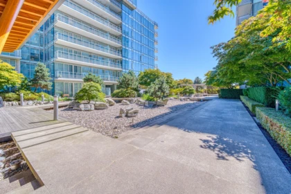 305 5177 Brighouse Way, Richmond, BC, Richmond — Apartment/Condo for sale