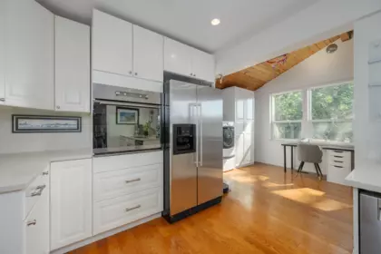 Kitchen Photo of 3342 Fromme Road, North Vancouver, BC
