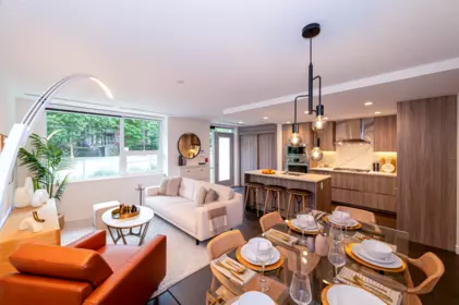 Kitchen Photo of TH4 13778 100 Avenue, Surrey, BC