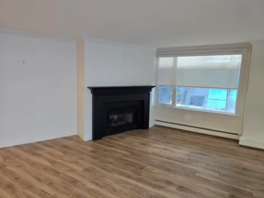 309 15111 Russell Avenue, White Rock, BC, White Rock — Apartment/Condo for sale
