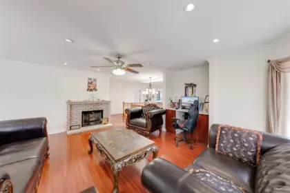 Hallway Photo of 7069 144 Street, Surrey, BC