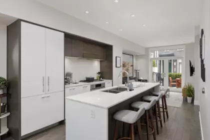 7476 Granville Street, Vancouver, BC, Vancouver — Townhouse for sale