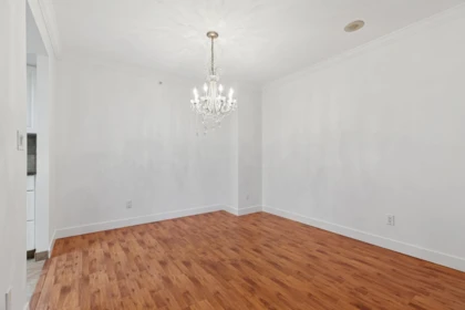 Breakfast Nook Photo of 701 739 Princess Street, New Westminster, BC