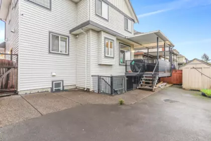 Hot Tub / Spa Photo of 6677 125a Street, Surrey, BC
