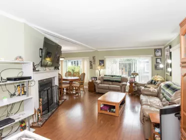 Family Room Photo of 297 1840 160 Street, Surrey, BC