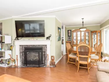 Kitchen Island Photo of 297 1840 160 Street, Surrey, BC