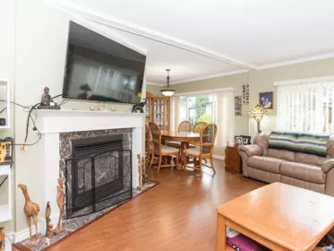 Kitchen Photo of 297 1840 160 Street, Surrey, BC