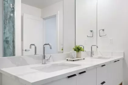 Laundry Room Photo of 5 5993 143 Street, Surrey, BC
