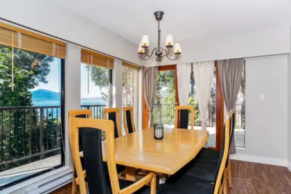 430 Bayview Road, West Vancouver, BC, West vancouver — Single Family Residence for sale