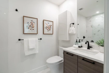 202 422 Lakewood Drive, Vancouver, BC, Vancouver — Apartment/Condo for sale