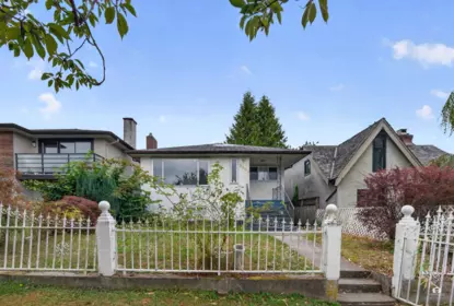 2528 E 24th Avenue, Vancouver, BC, Vancouver — Single Family Residence for sale