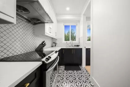 Primary Bathroom Photo of 16466 103 Avenue, Surrey, BC