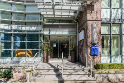 Hallway Photo of 906 181 W 1st Avenue, Vancouver, BC