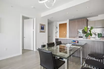 Kitchen Photo of 906 181 W 1st Avenue, Vancouver, BC