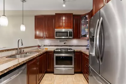 Kitchen Photo of 401 8157 207 Street, Langley, BC