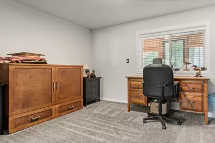 Office / Den Photo of 45188 Redwood Avenue, Chilliwack, BC