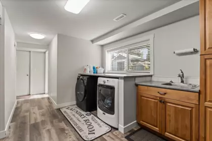Powder Room Photo of 45188 Redwood Avenue, Chilliwack, BC